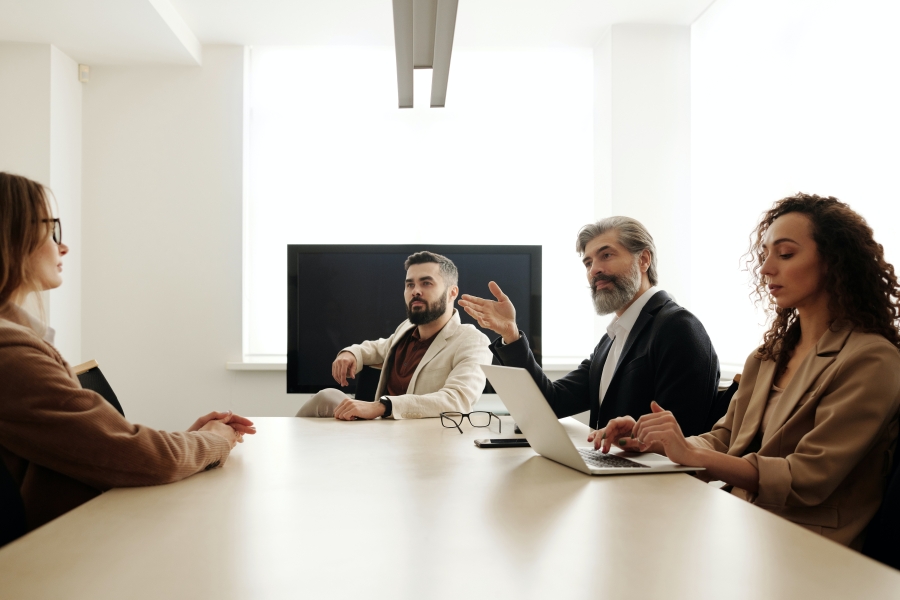How to Land a Job in HR ? | What yo...