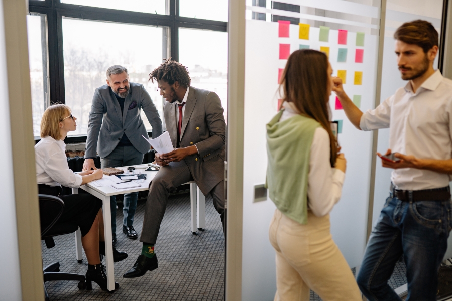Things not to do at Work | A List of 10 Things which should never be a part of Your Workplace